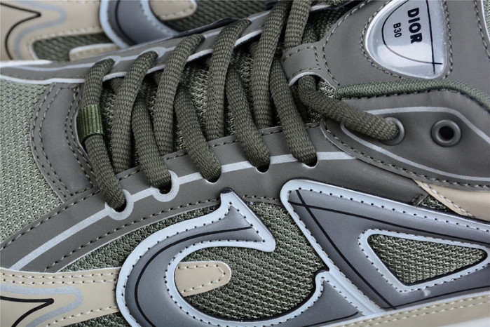 DR B30 TRAINER SNEAKER