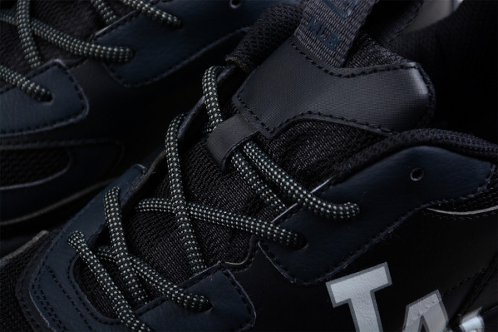 M*L*B sneaker mlb-005