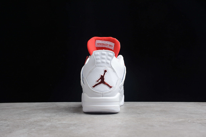 Air Jordan 4 “University Red” CT8527-112