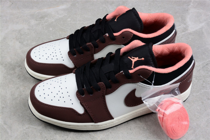 AIR JORDAN 1 LOW 
