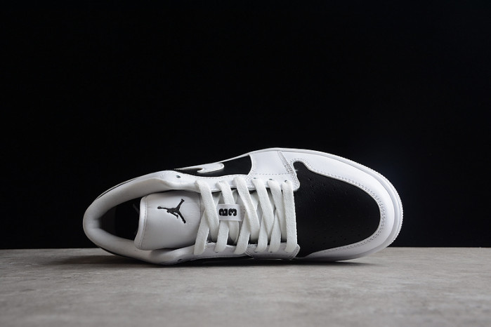 WMNS AIR JORDAN 1 LOW 