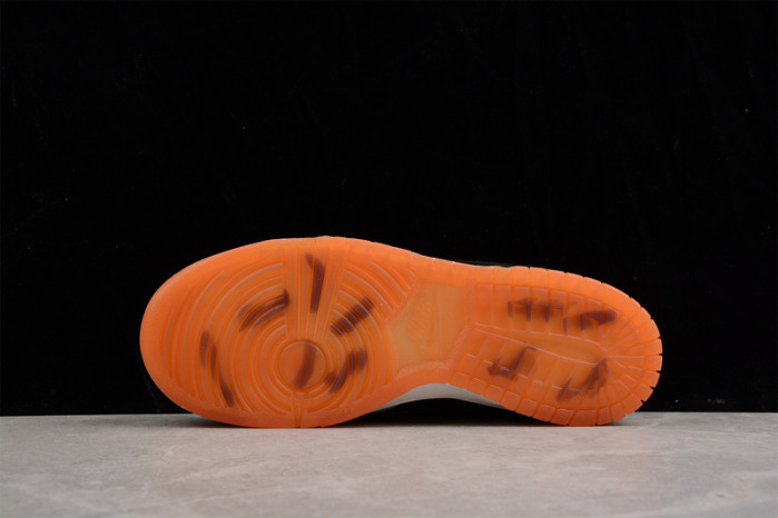 NIKE DUNK LOW “YEAR OF THE TIGER” DQ5351-001