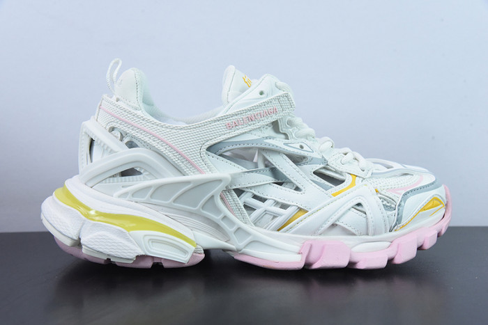 BC TRIPLE TRAINER 568615 W3AE2 7745