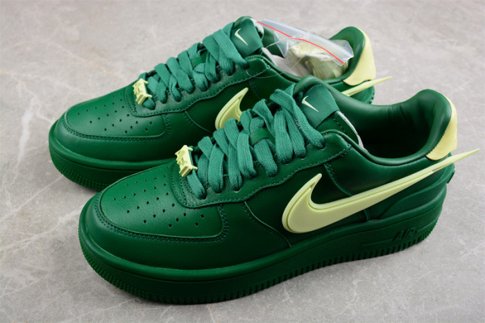 Nike AMBUSH X AIR FORCE 1 LOW 
