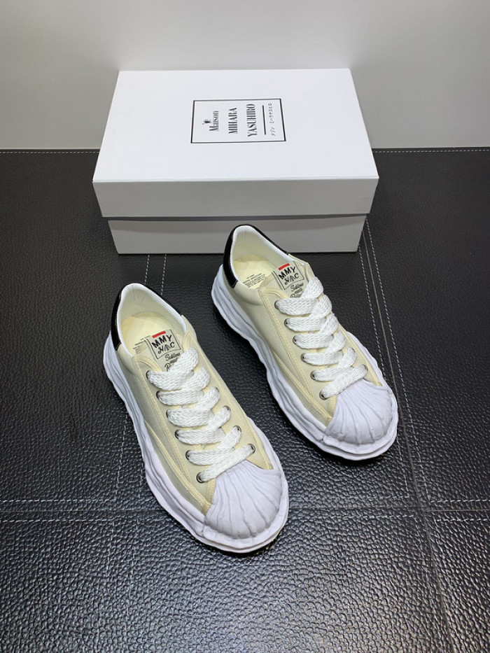 Ma*s*n mihara yasuhiro sneaker mmy-20