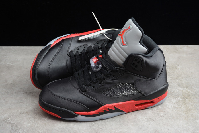 Air Jordan 5 Retro "satin Bred " - Air Jordan - 136027-006