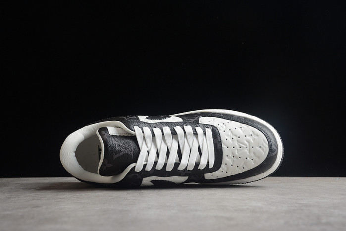 LV X NIKE AIR FORCE SNEAKER LK0236