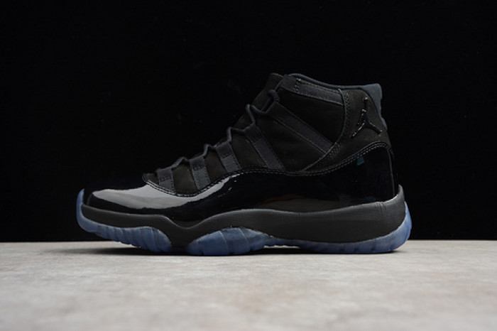 Air Jordan 11 “Cap and Gown” black 378037-005